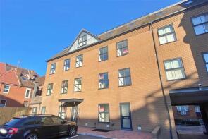 Flat 9, 70 74 Gild House, Norwich Avenue West, Bournemouth BH2 6DR