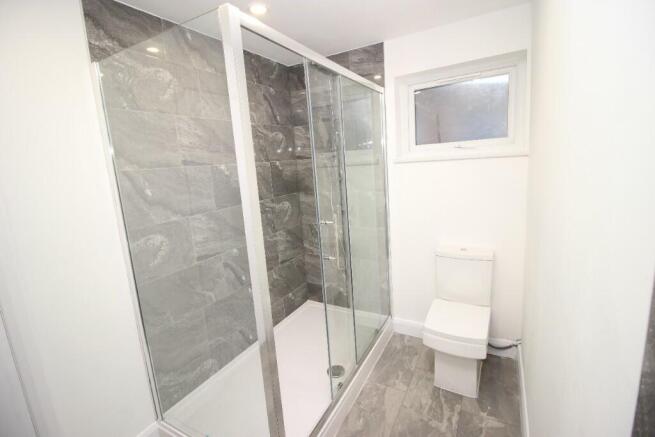 6 bed Terraced to rent Image 7