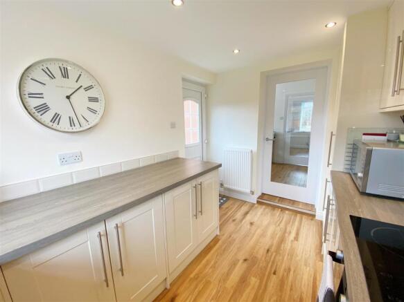 Kitchen 3.jpg
