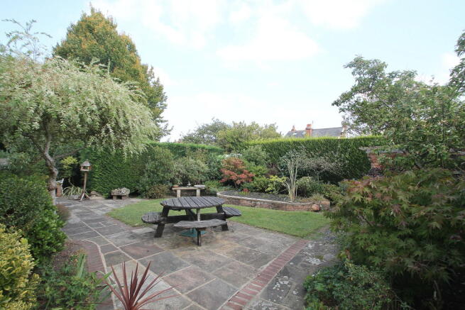 Photo 12