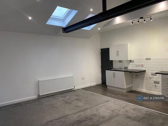 Open Plan Kitchen / Living Room 