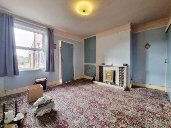 Dining Room:
