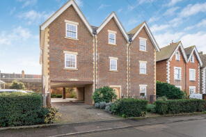 Flat 2, 102 Florence House, Nightingale Road, Guildford GU1 1EP