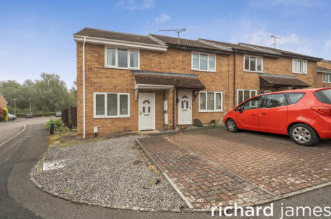 Lomond Close, Sparcells, Swindon, SN5