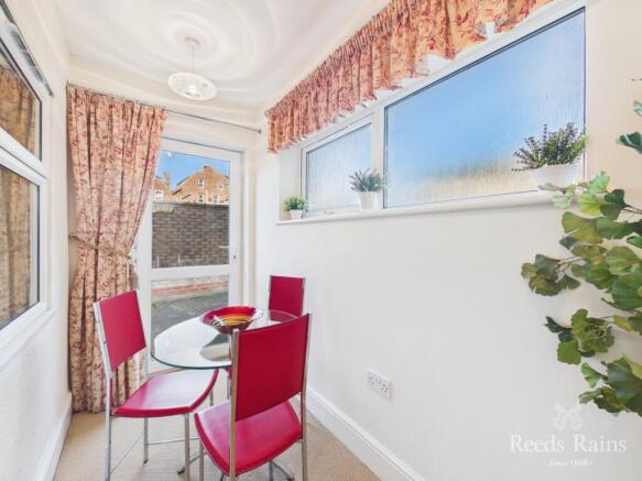 2 bed End of Terrace for sale Image 8