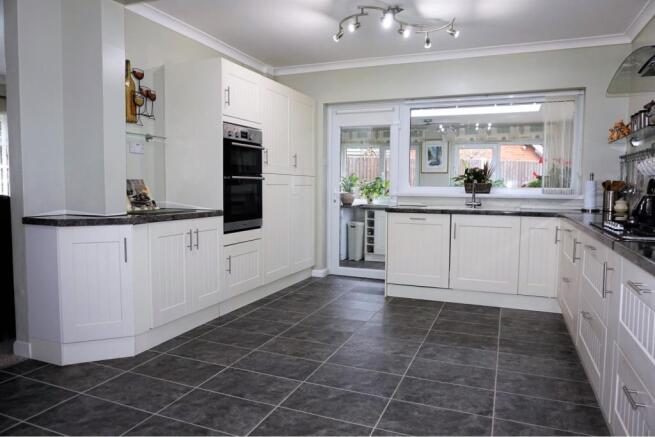 Kitchen / Diner