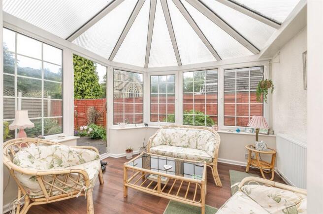 3 bed Detached for sale Image 4