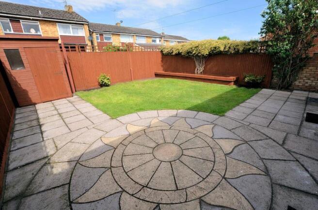 35 hardwick rd garden.jpg