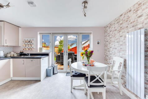 Madura Gardens, Whitehouse, Milton Keynes, MK8
