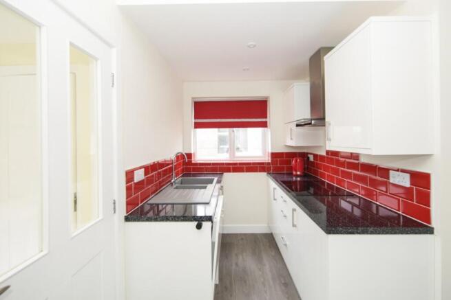 9 Station Road CV47-3.jpg