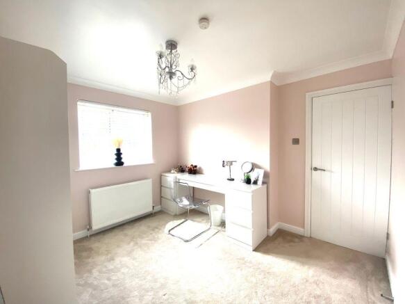 Bedroom 2 (Double)