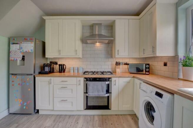 KITCHEN 3.jpg