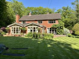Trellech, Tewin Close, Tewin AL6 0HF
