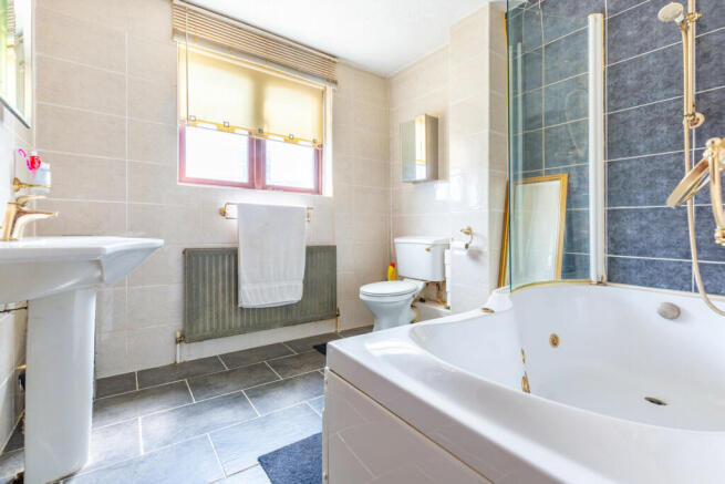Photo 12