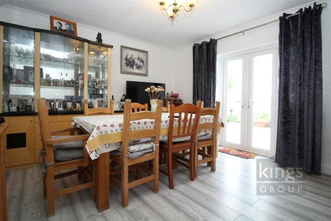 Dining room.jpg