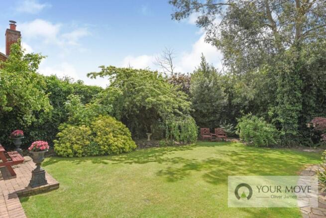 Outside & Gardens