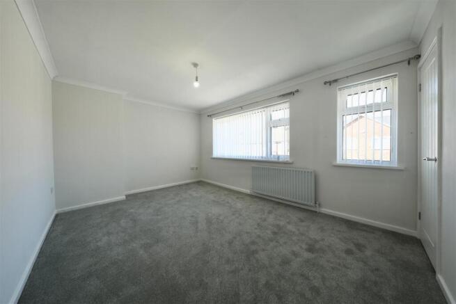 2 bed End of Terrace for sale Image 4