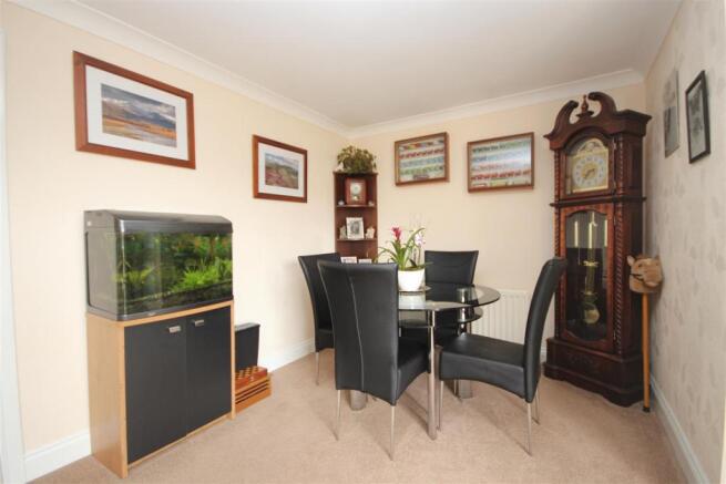 Dining Area.JPG
