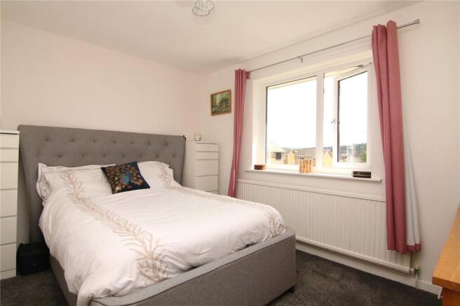 2 bed Semi-Detached for sale Image 8