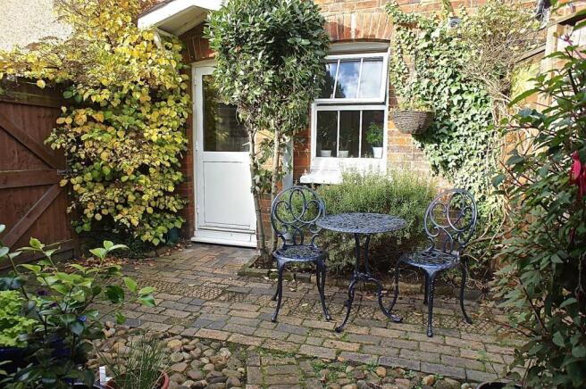Court Yard Garden