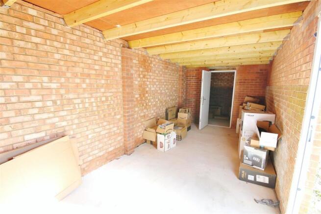 Garage/Office