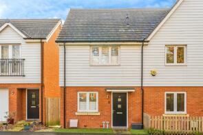 32, Blanford Avenue, Haywards Heath RH16 4EU