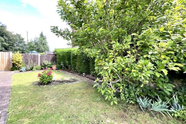 side garden