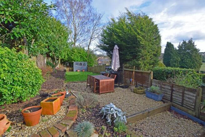 31 Linehouse Lane, garden.jpg