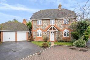 2, Durning Place, Ascot SL5 7EZ