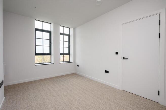 2 bed Apartment for sale Image 11