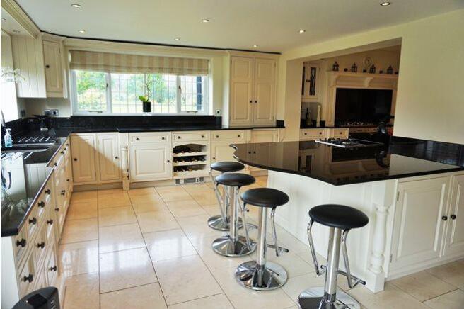 Kitchen / Breakfast