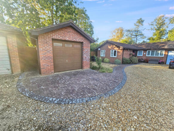 Detached Garage