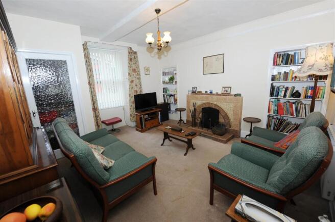 SITTING ROOM