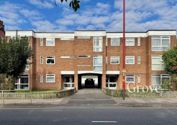 2-bed flat on Bristol Road South, Northfield, Birmingham, £125,000