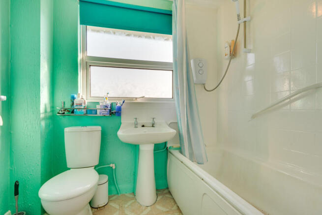 Upstairs Bathroom...