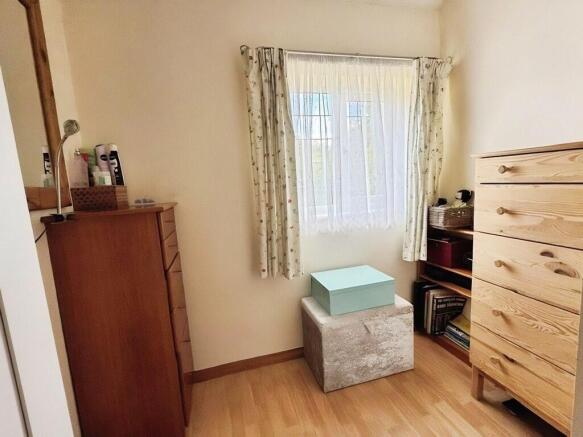 3 bed Semi-Detached to rent Image 10