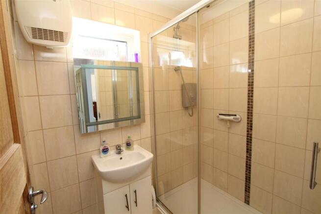 Shower Room.JPG