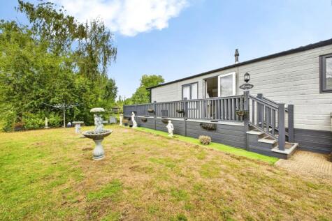 Moorhen Island, Billing Aquadrome, NORTHAMPTON, Northamptonshire, NN3