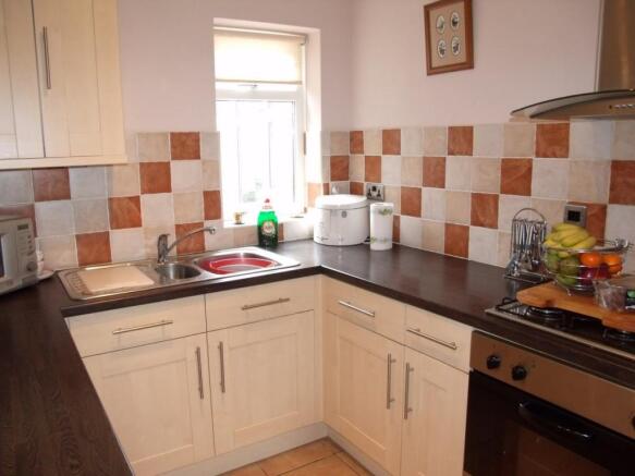 Kitchen Picture 2