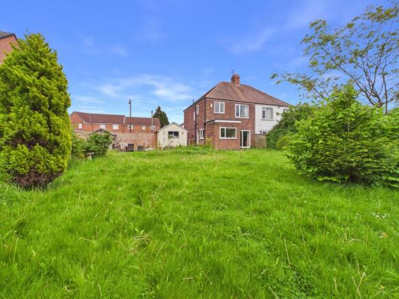 3 bed Semi-Detached for sale Image 2