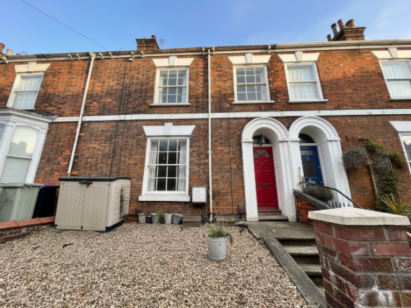 3 bedroom Flat for sale
