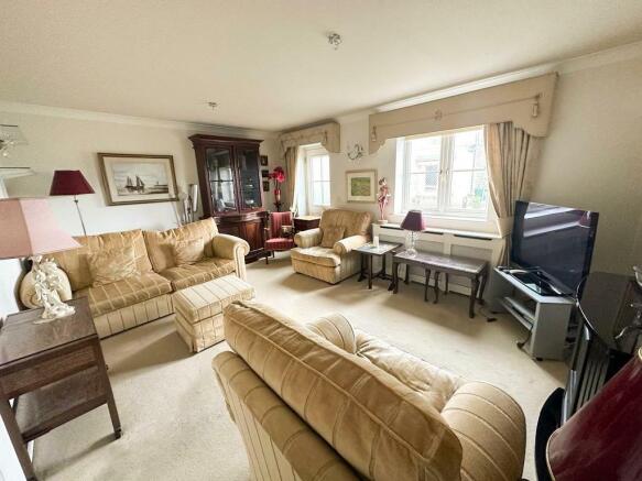 SITTING ROOM