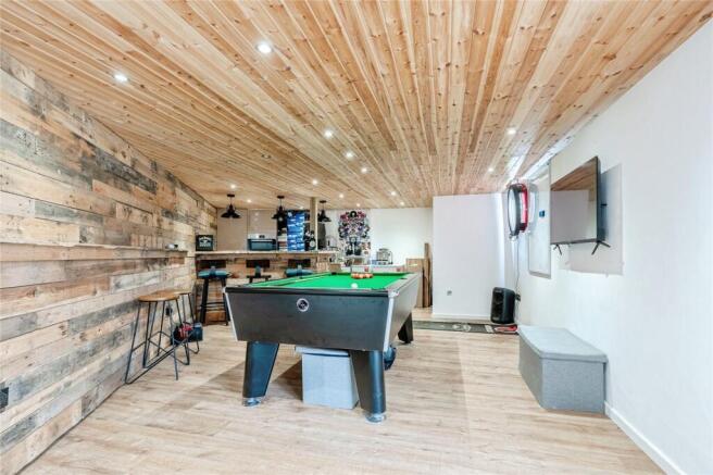 3 bed Semi-Detached for sale Image 4