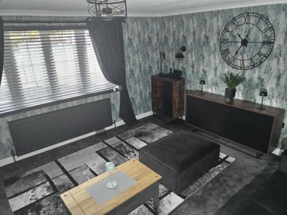 3 bed Semi-Detached for sale Image 8