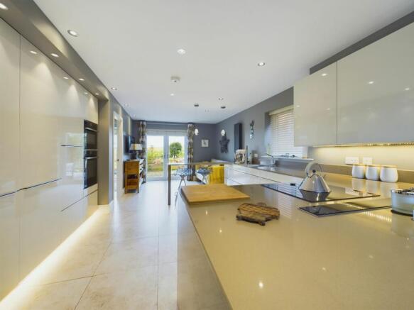 Kitchen / Dining Area / Living Area