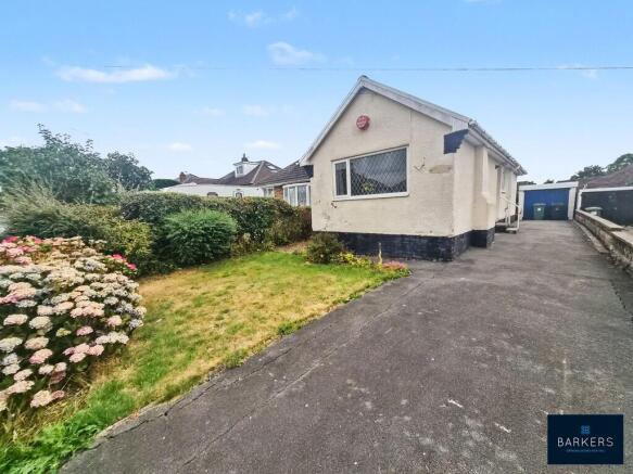 2 bed Semi-Detached Bungalow for sale in heckmondwike