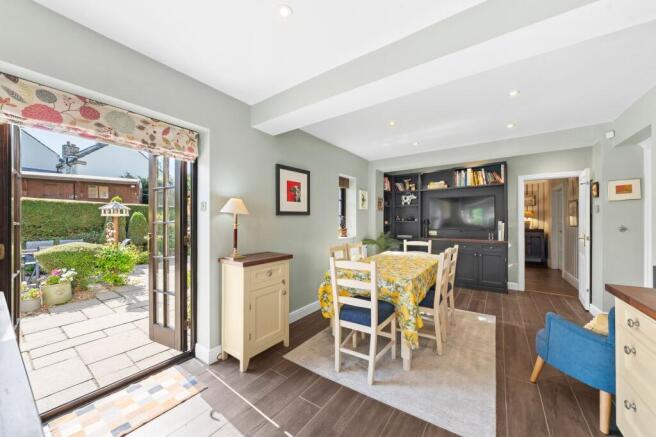 4 bed Detached for sale Image 12