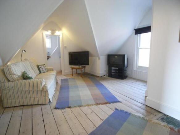 Studio/Bedroom 4