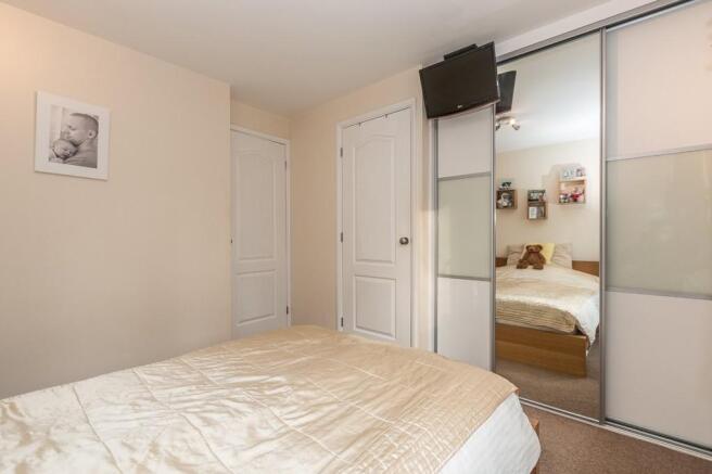 Master Bedroom - ...