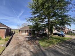 130, Dixon Drive, Macclesfield SK11 9BX